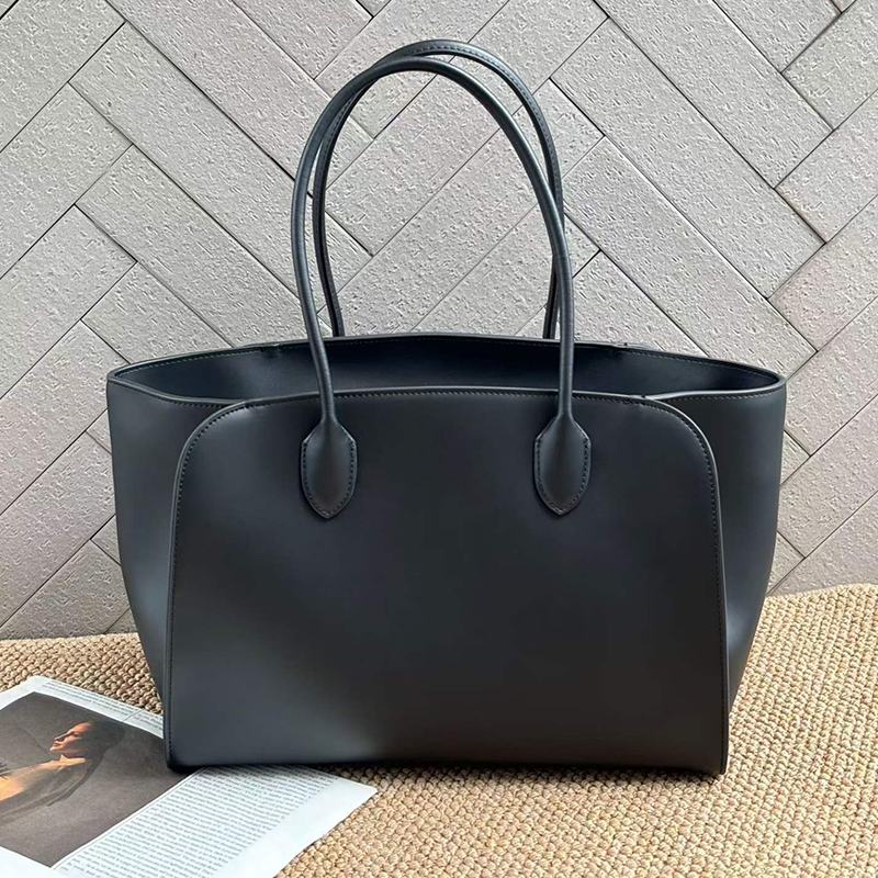 Luxury Bags To Sell - حقيبة يد نسائية فاخرة من الجلد