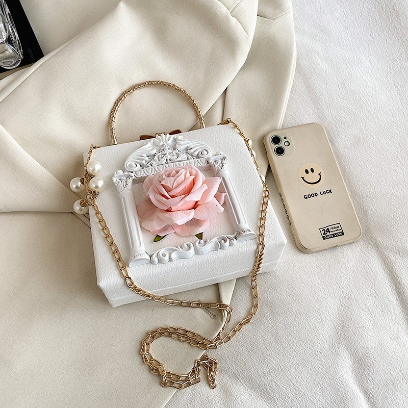 أكياس الزهور Crossbody للنساء  - مراجعة Luxury Bags Store وسعره