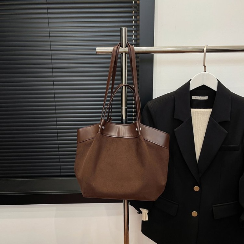 حقيبة حفاضات فاخرة للسيدات، حق - مراجعة Luxury Bags Paris وسعره