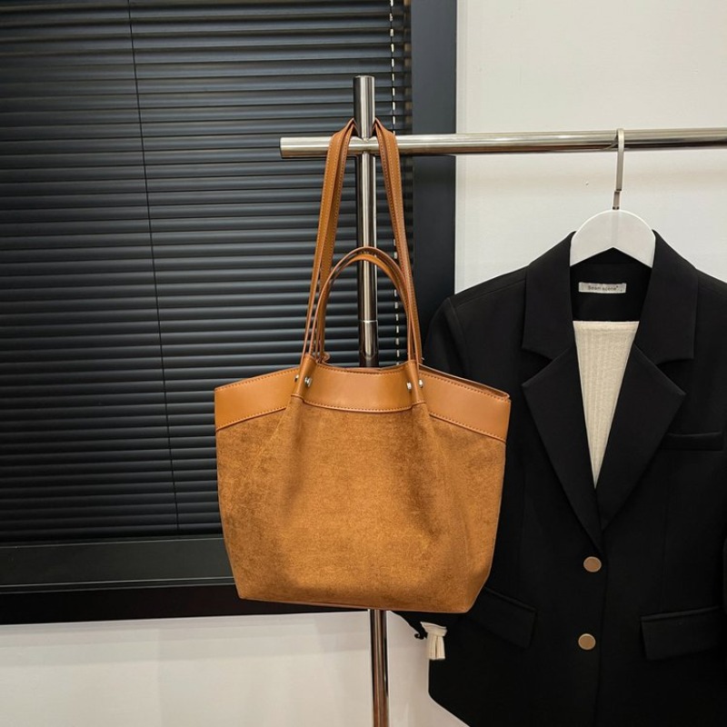 حقيبة حفاضات فاخرة للسيدات، حق - مراجعة Luxury Bags Paris وسعره