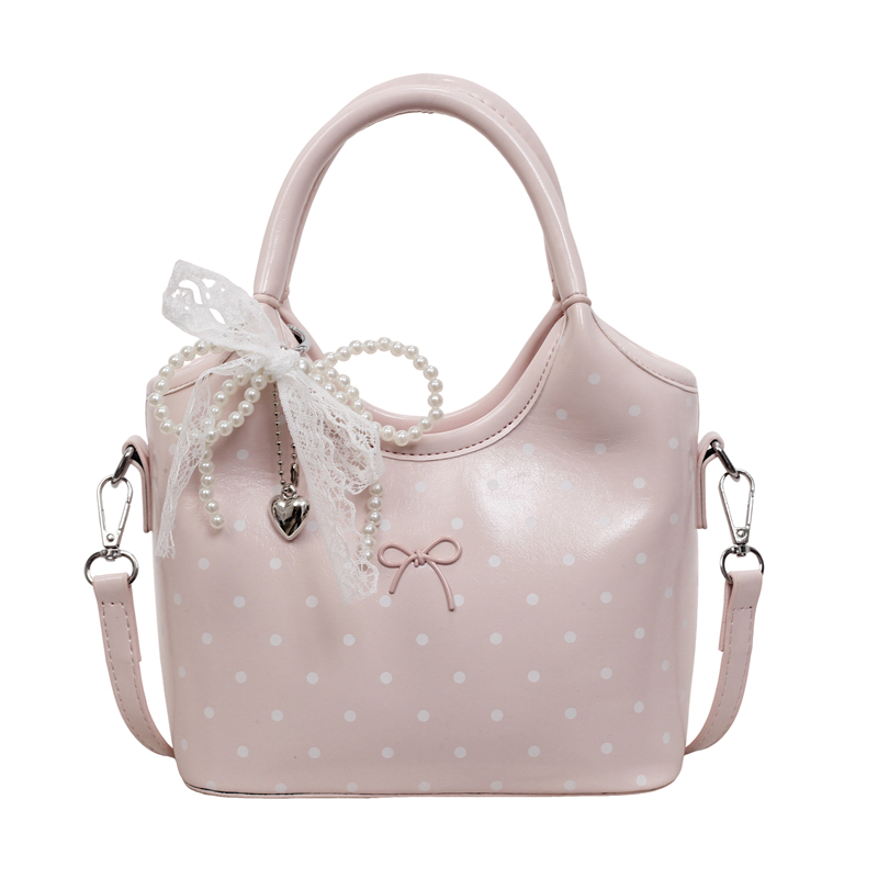 حقيبة حفاضات بتصميم عصري وشعار - مراجعة Luxury Bags Paris وسعره