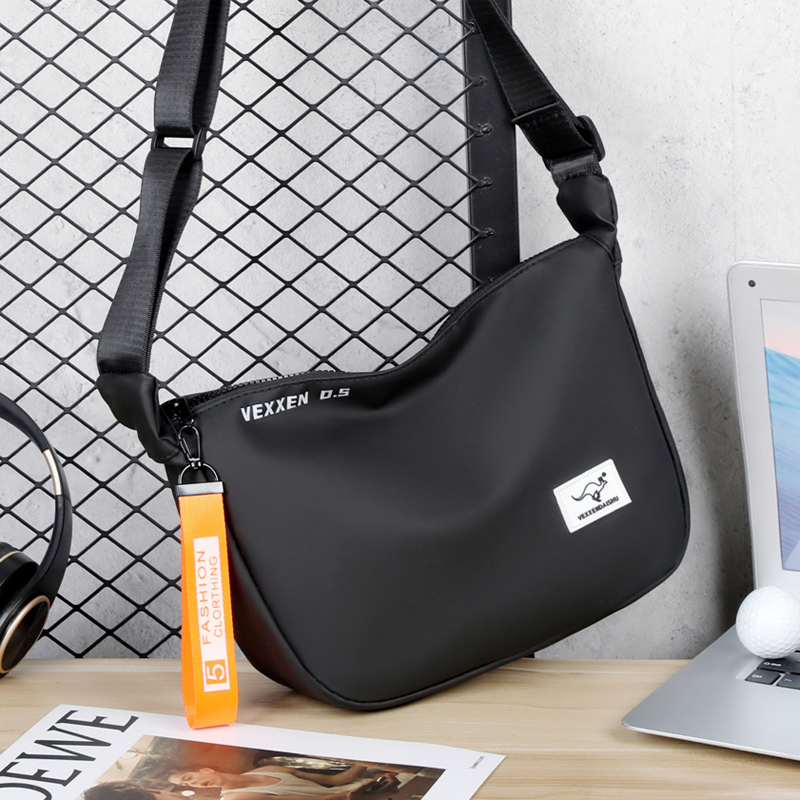 حقيبة كتف رجالية من الجلد الصن - مراجعة Luxury Bags Store وسعره