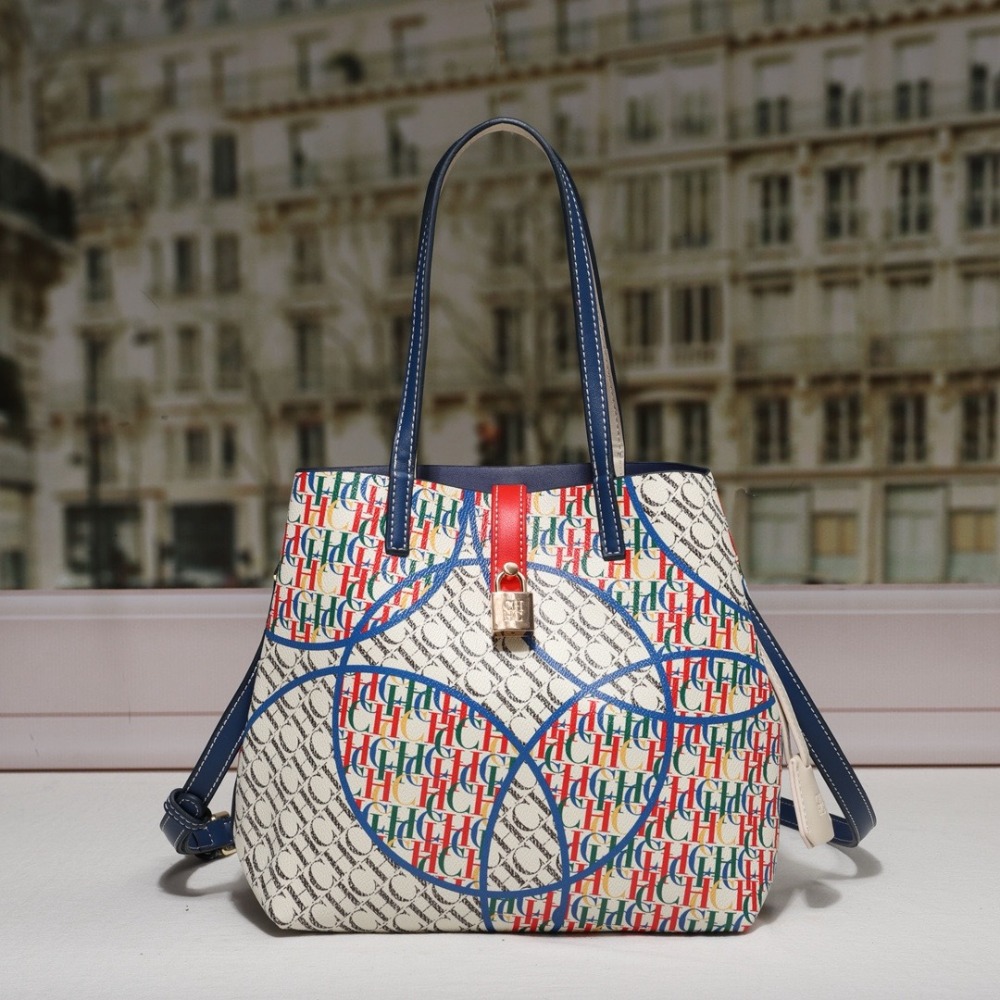 حقيبة كتف نسائية عصرية من القم - مراجعة Luxury Bags To Sell وسعره