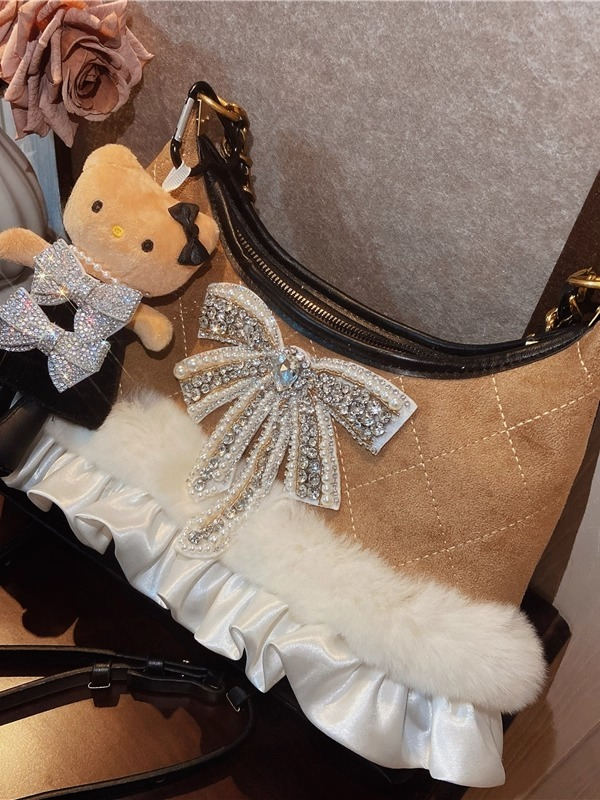 خمر المتخصصة الصناعة الثقيلة ح - مراجعة Half Moon Bag Suede وسعره