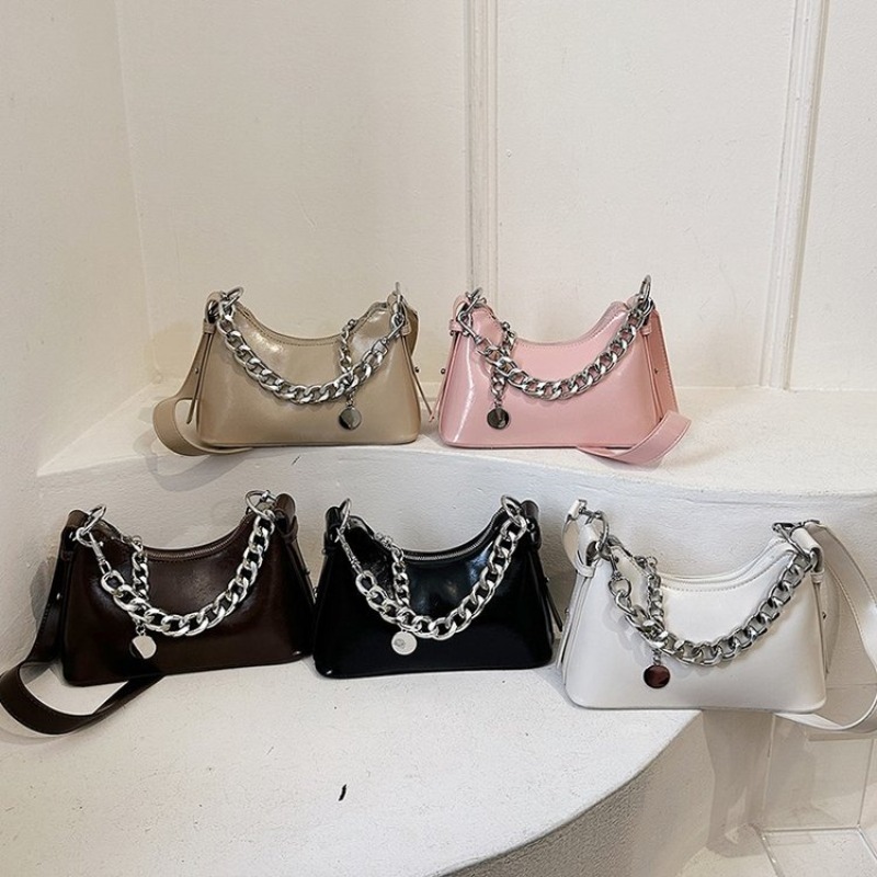 حقيبة حفاضات جلدية فاخرة للسيد - مراجعة Luxury Bags Paris وسعره