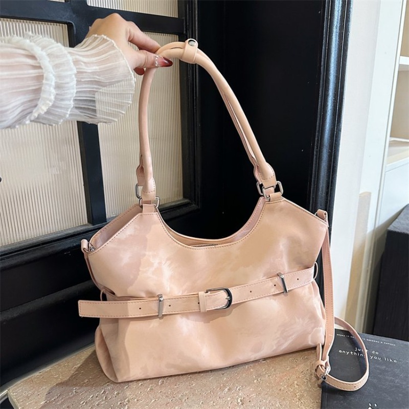 حقيبة حفاضات باريسية كلاسيكية  - مراجعة Luxury Bags Paris وسعره