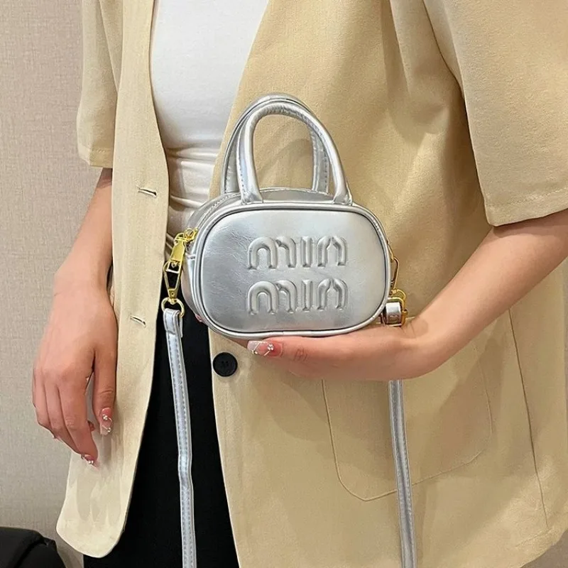 حقيبة يد نسائية بتصميم باريسي  - مراجعة Luxury Bags Paris وسعره