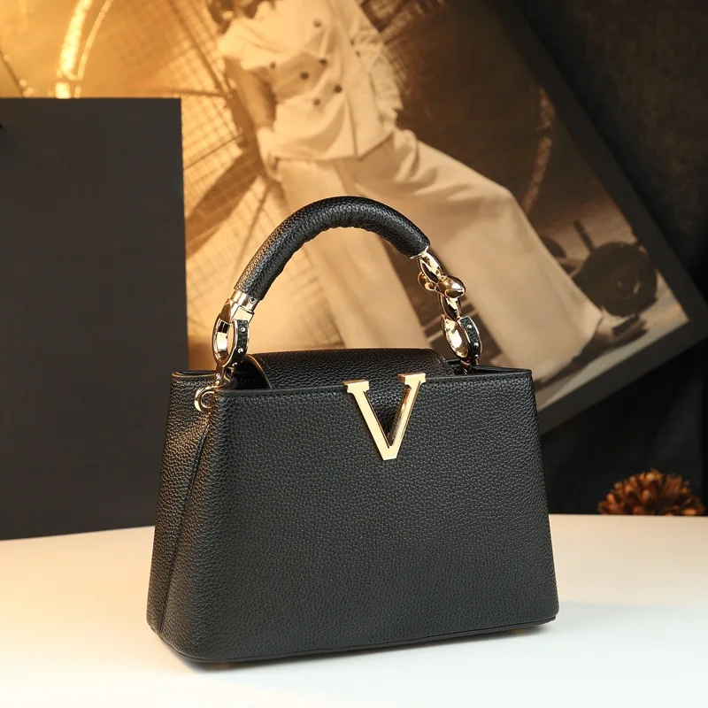 حقيبة نسائية جلدية عصرية للاست - مراجعة Luxury Bags Paris وسعره