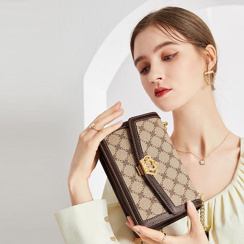 حقيبة حفاضات فاخرة للنساء من ت - مراجعة Luxury Bags To Sell وسعره