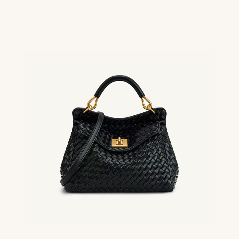 حقيبة حفاضات عصرية على طراز با - مراجعة Luxury Bags Paris وسعره