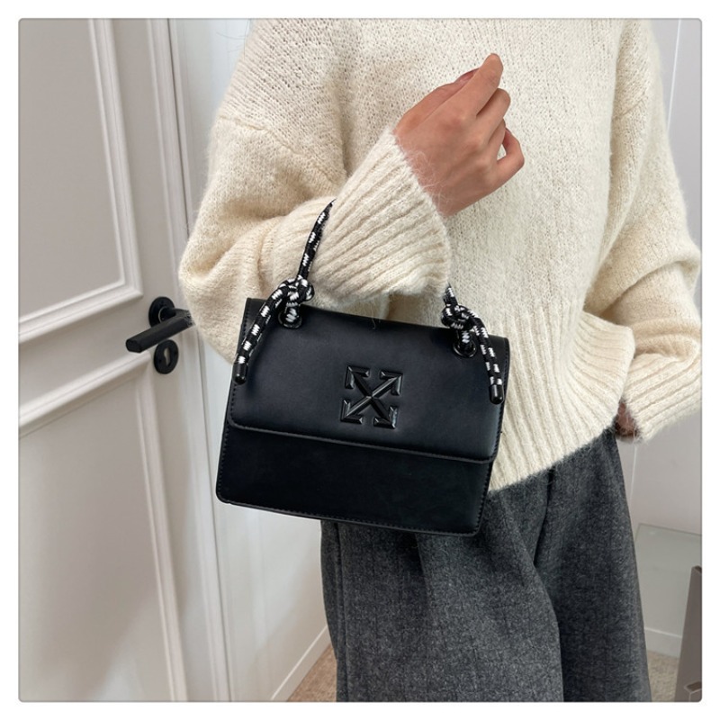 حقيبة ماسنجر عصرية على طراز با - مراجعة Luxury Bags Paris وسعره